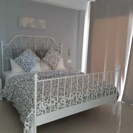 Costa Del Sol Apartamento *